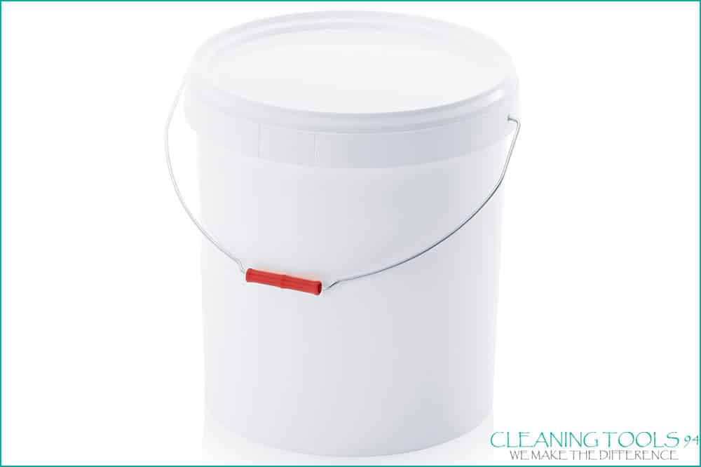 Cleaning Tools 94 Kunststoffeimer rund mit Metallbügel und Deckel, weiss, 20 Liter