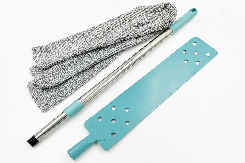 Cleaning Tools 94 Biegsamer Staubwedel mit Teleskopstange und 3 Überzügen