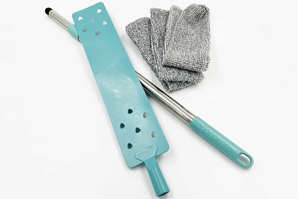 Cleaning Tools 94 Biegsamer Staubwedel mit Teleskopstange und 3 Überzügen – Bild 3