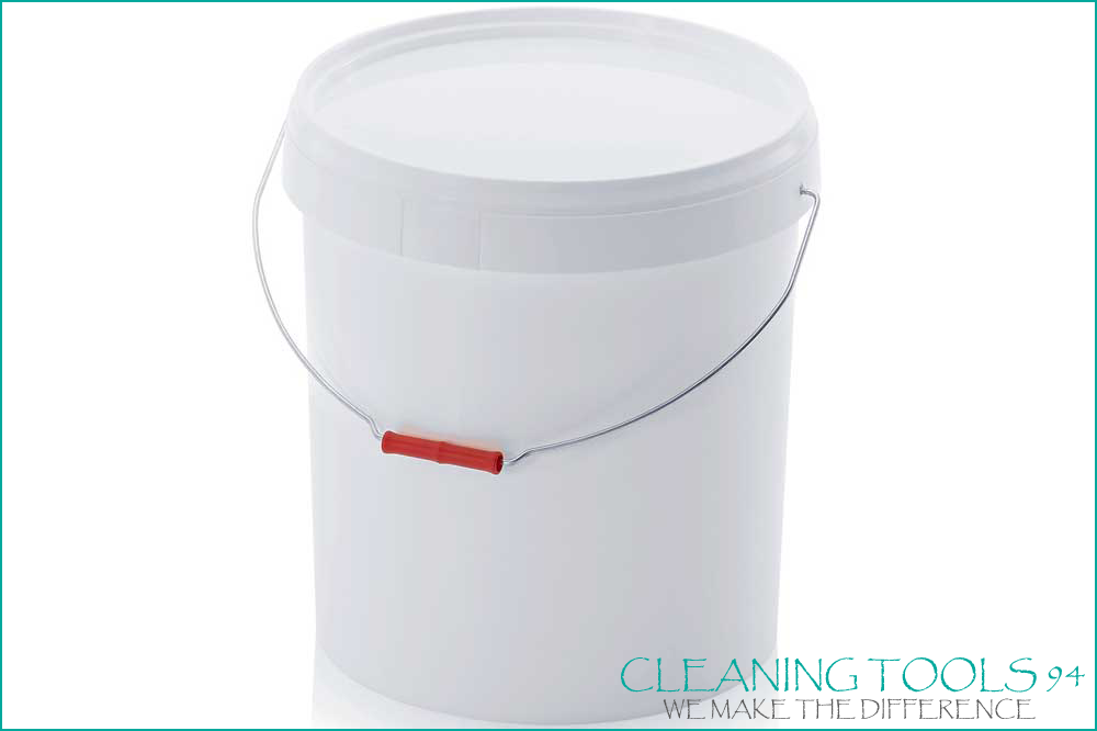 Cleaning Tools 94 Kunststoffeimer rund mit Metallbügel und Deckel, weiss, 10.8 Liter