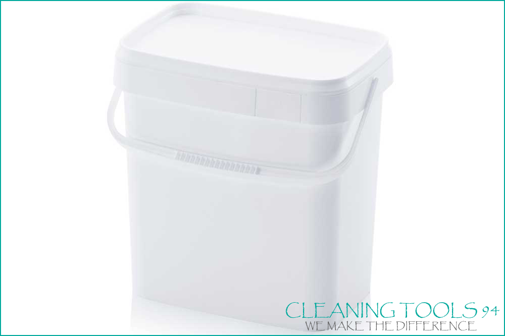 Cleaning Tools 94 Kunststoffeimer rechteckig mit Kunststoffbügel und Deckel, weiss, 10.3 Liter